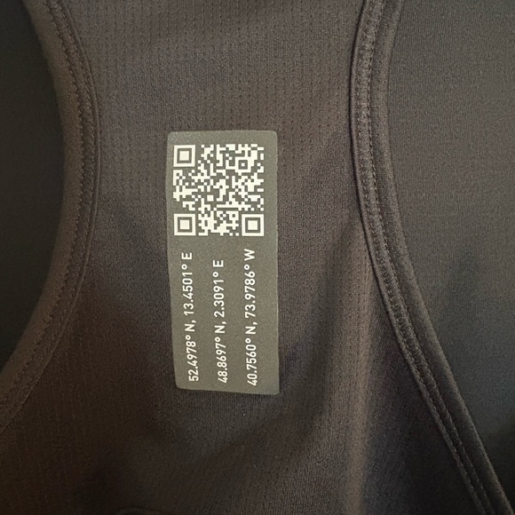 Adidas “PrimeBlue” Black Athletic Tank Top women’s size medium - Picture 5 of 8